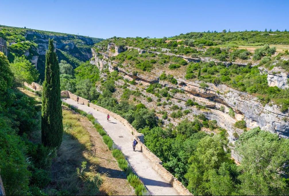 Appartamento Le Brianyourhosthelper Minerve Esterno foto